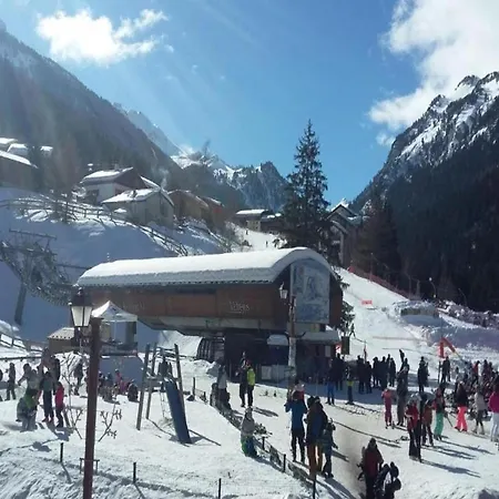 Comfortable At The Slopes Appartement *