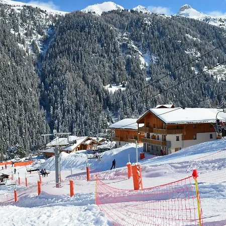 Pet-Friendly Ski Retreat 발프레쥐